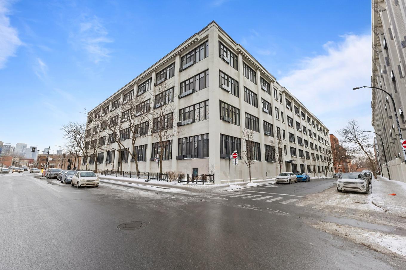 Frontage - 201-765 Rue Bourget, Montréal (Le Sud-Ouest), QC - Outdoor