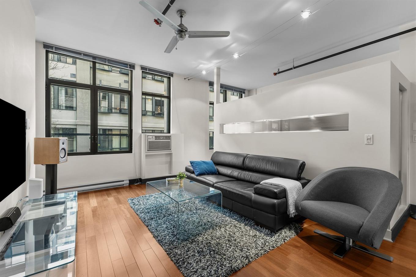 Living room - 201-765 Rue Bourget, Montréal (Le Sud-Ouest), QC - Indoor