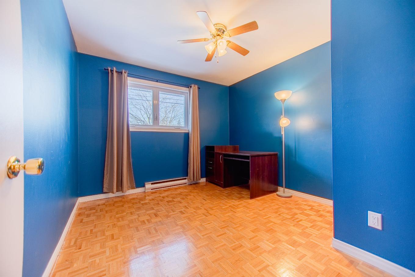 Bedroom - 674 Rue Parker, Longueuil (Greenfield Park), QC - Indoor