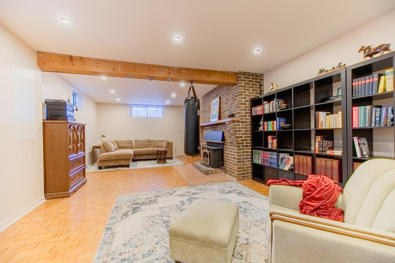 Family room - 674 Rue Parker, Longueuil (Greenfield Park), QC - Indoor