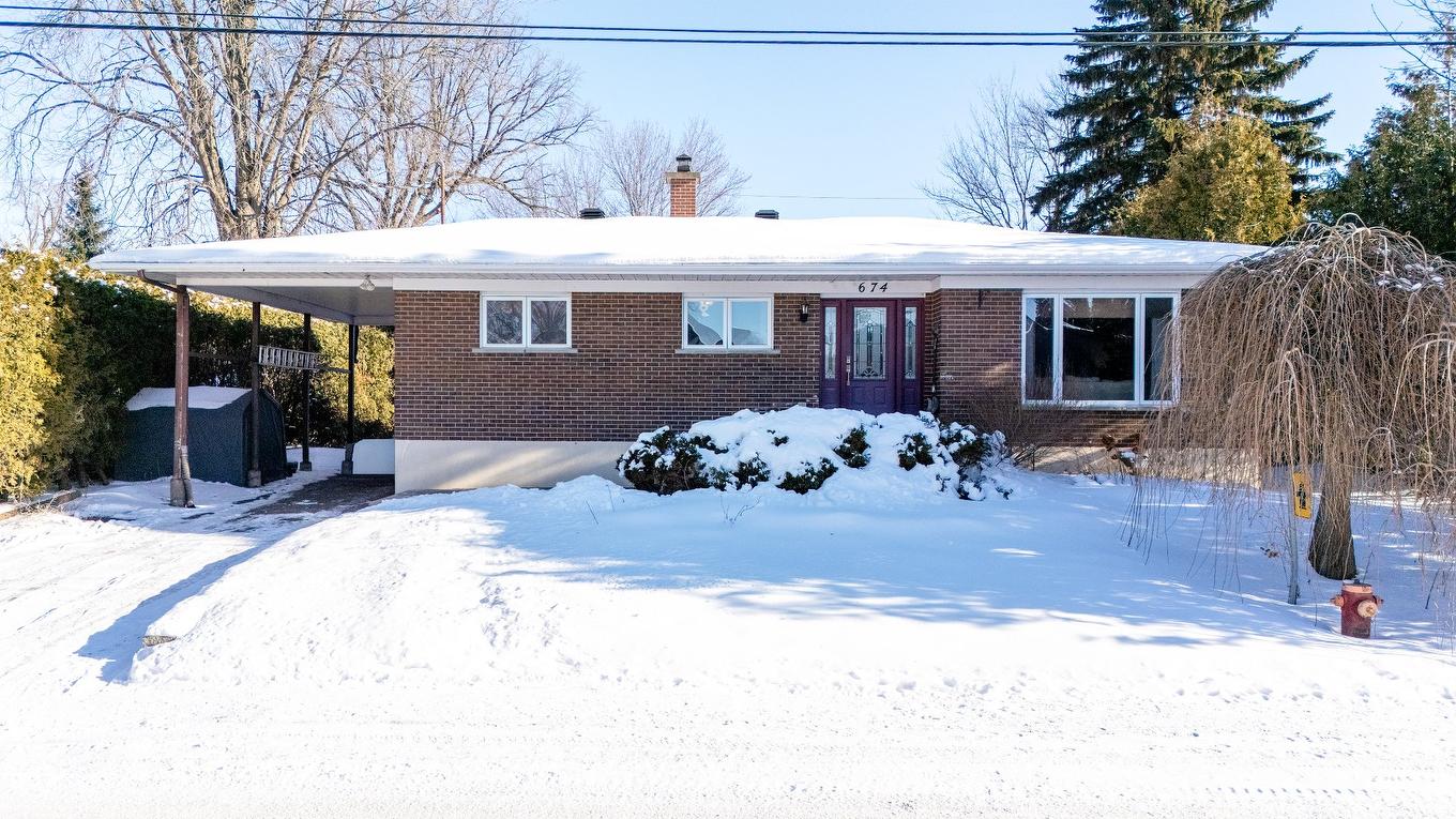 Frontage - 674 Rue Parker, Longueuil (Greenfield Park), QC - Outdoor