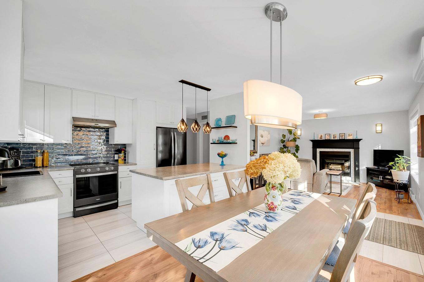 Overall view - 1566 Rue Michel-Blondin, Prévost, QC - Indoor