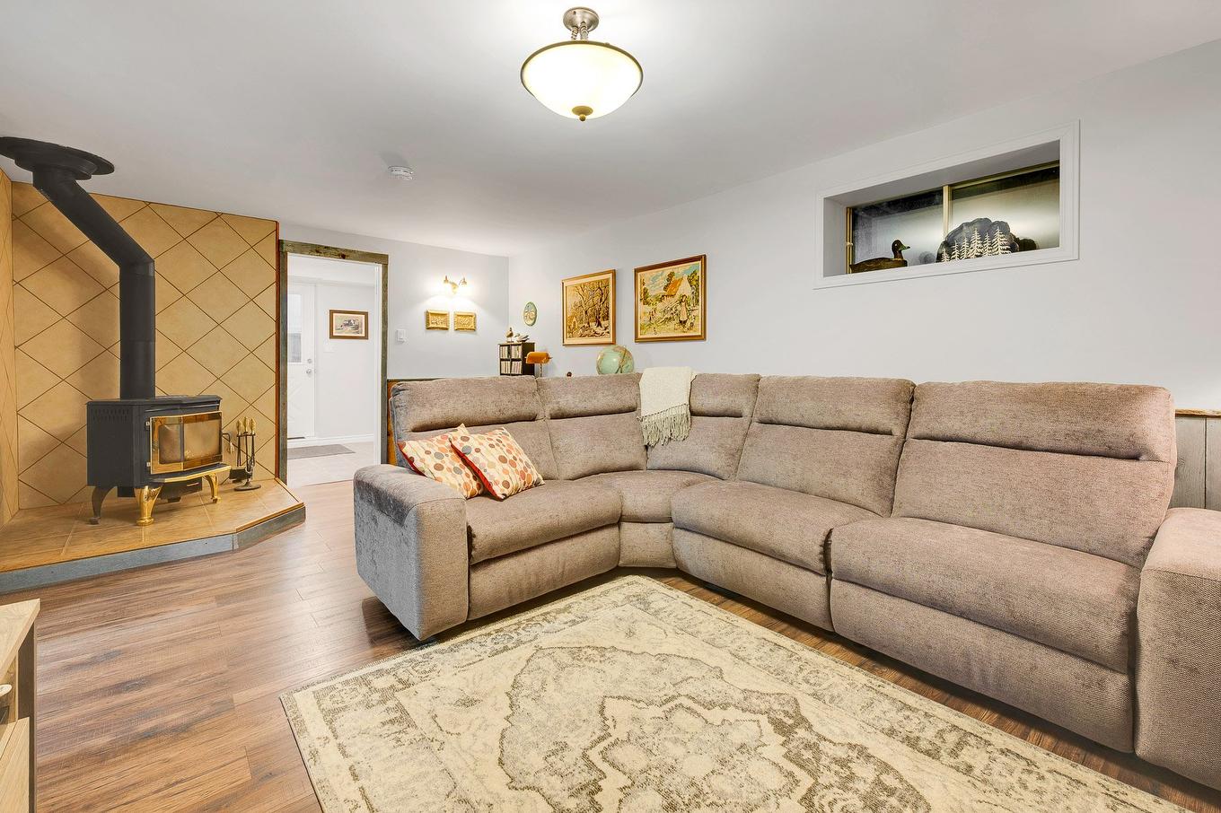 Family room - 1566 Rue Michel-Blondin, Prévost, QC - Indoor Photo Showing Living Room With Fireplace