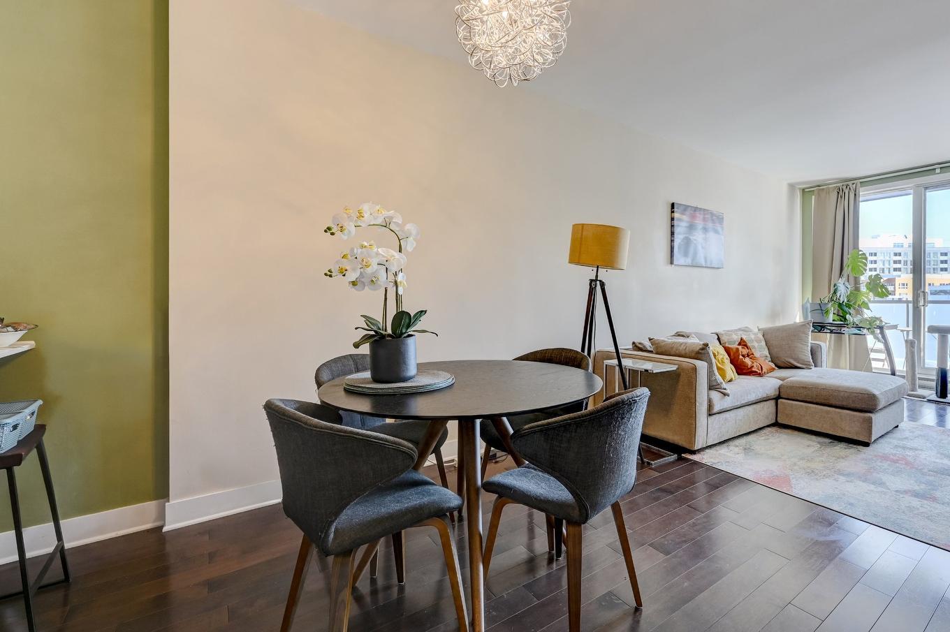 Dining room - 804-5025 Rue Paré, Montréal (Côte-Des-Neiges/Notre-Dame-De-Grâce), QC - Indoor