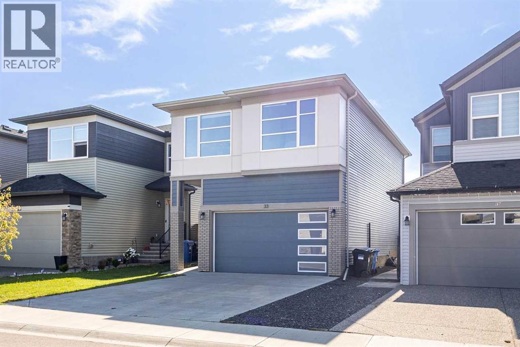 33 Walcrest Way Se, Calgary, AB - Outdoor With Facade