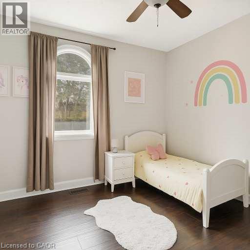 58 Seven Oaks Drive, Hamilton, ON - Indoor Photo Showing Bedroom