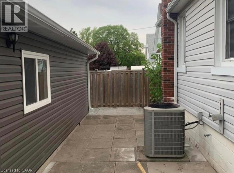 58 Seven Oaks Drive, Hamilton, ON - Outdoor With Exterior