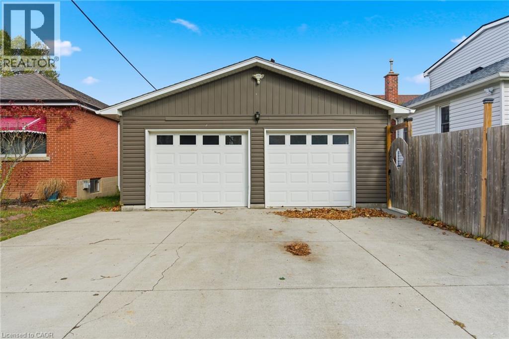 58 Seven Oaks Drive, Hamilton, ON - Outdoor With Exterior