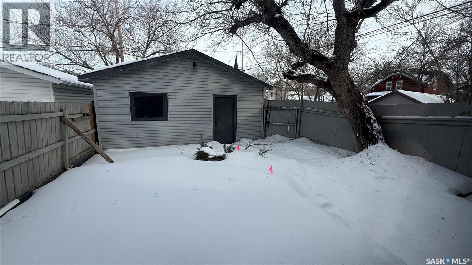 2353 Reynolds Street, Regina, SK - Outdoor