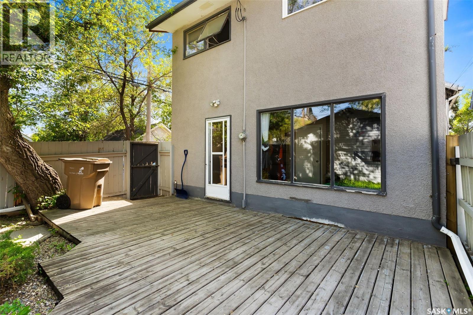 2353 Reynolds Street, Regina, SK - Outdoor With Deck Patio Veranda With Exterior