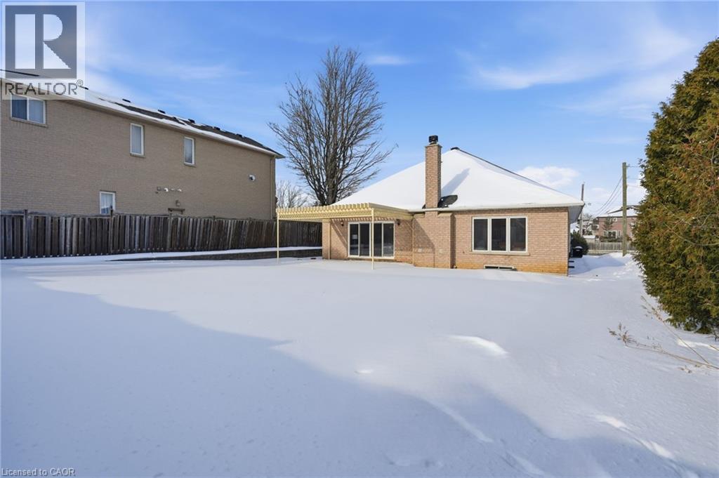 593 Rymal Road W, Hamilton, ON - Outdoor