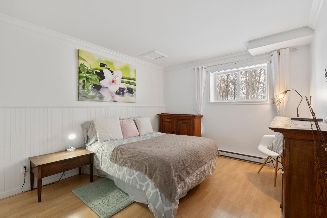 Chambre à coucher - 19 Ch. De La Fleur-De-Lune, Saint-Sauveur, QC - Indoor Photo Showing Bedroom