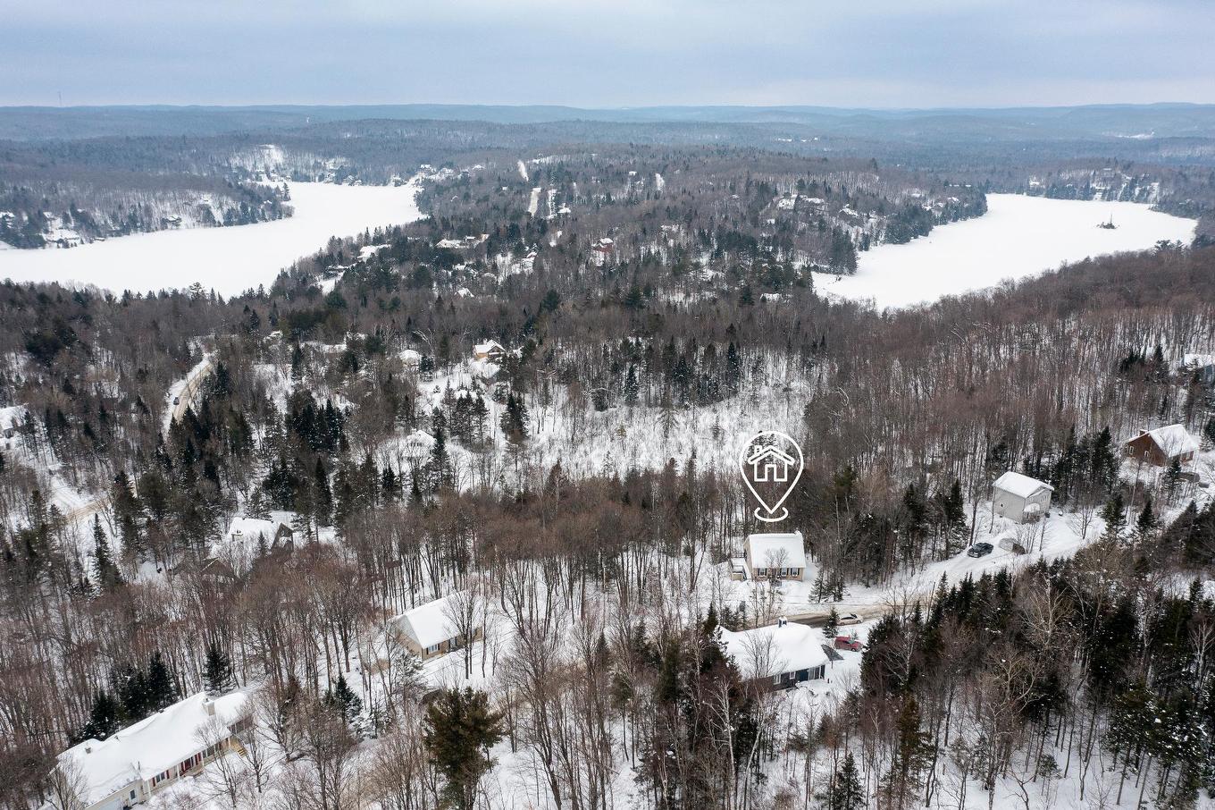 Vue d'ensemble - 19 Ch. De La Fleur-De-Lune, Saint-Sauveur, QC - Outdoor With View