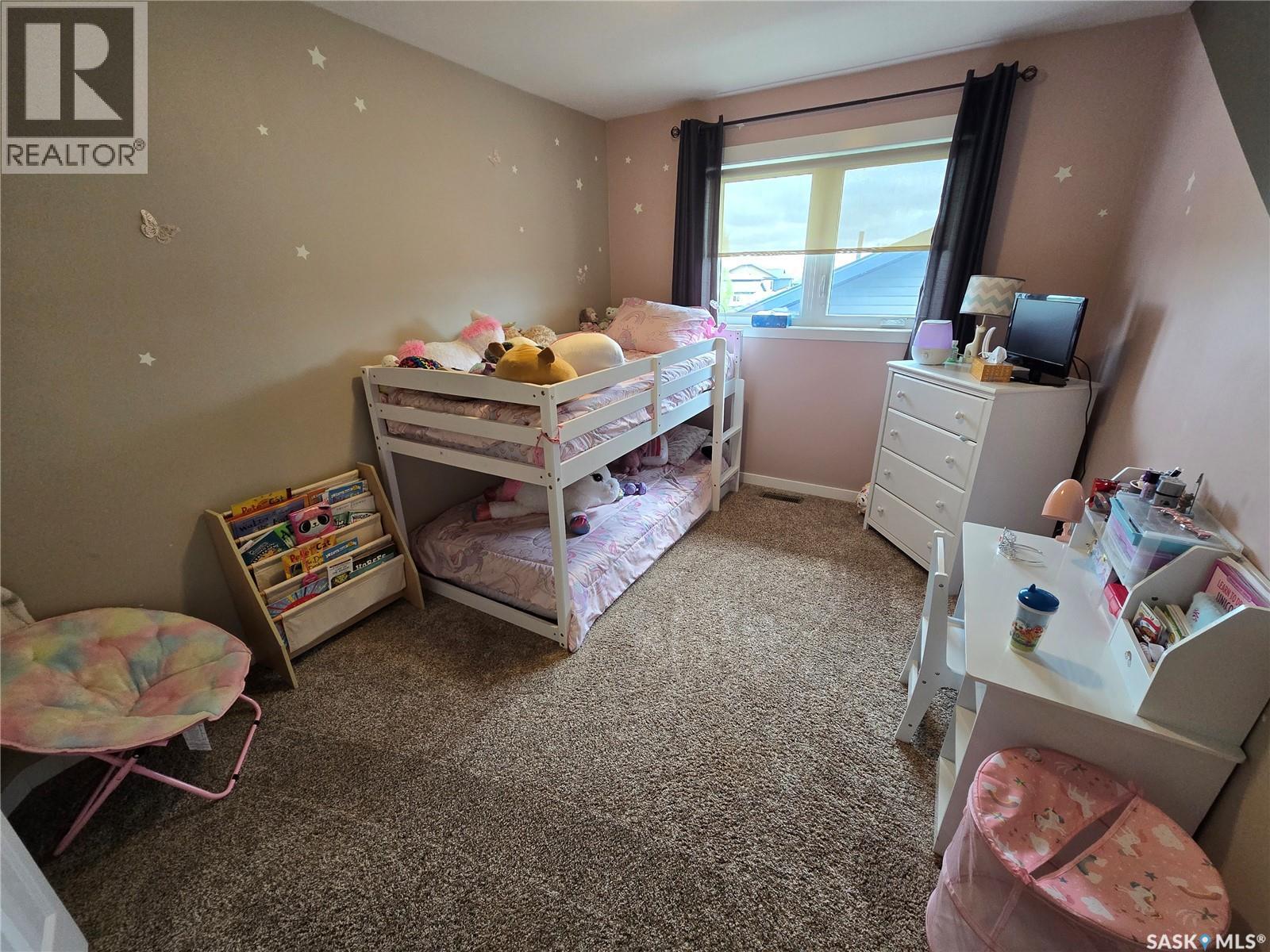 721 Barber Crescent, Weyburn, SK - Indoor Photo Showing Other Room