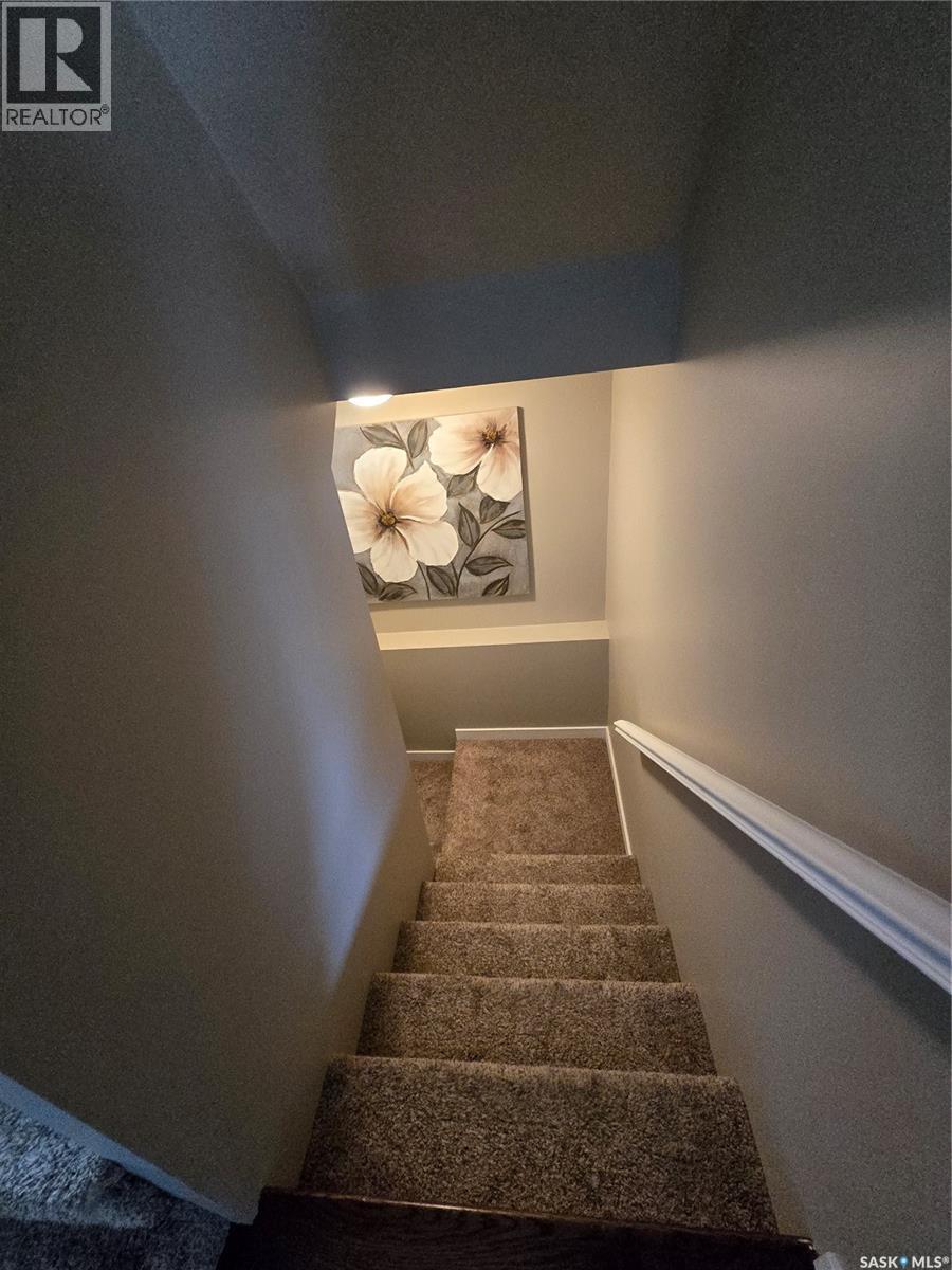 721 Barber Crescent, Weyburn, SK - Indoor Photo Showing Other Room