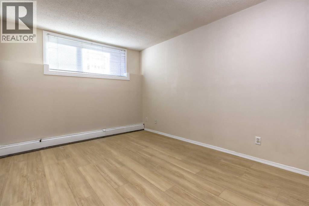102, 626 2 Avenue Ne, Calgary, AB - Indoor Photo Showing Other Room