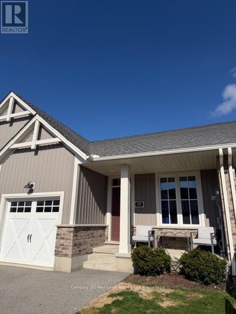 19 Livingston Drive, Tillsonburg, ON - Outdoor