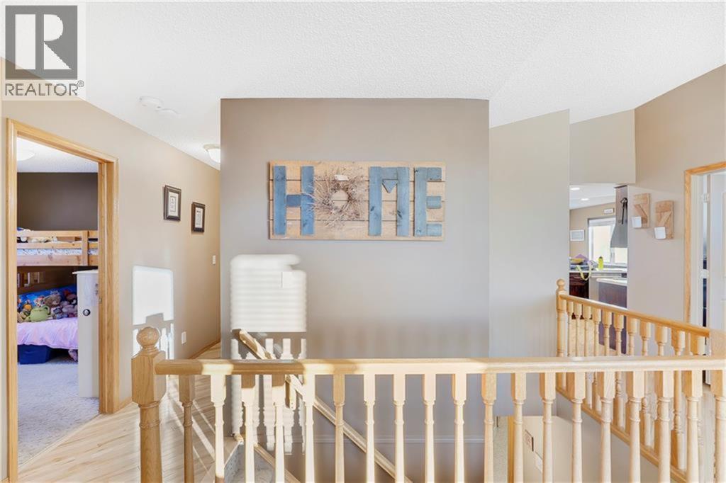 272210 Range Road 291 Ne, Airdrie, AB - Indoor Photo Showing Other Room