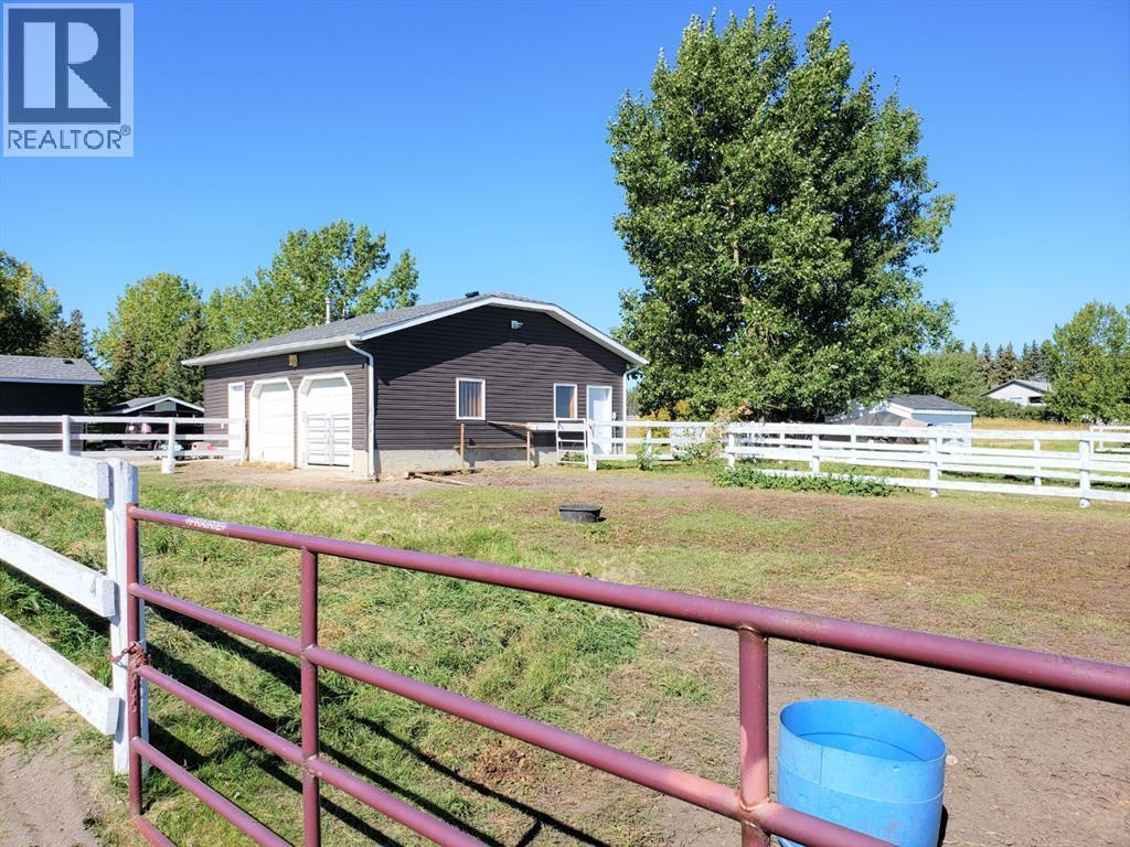 272210 Range Road 291 Ne, Airdrie, AB - Outdoor