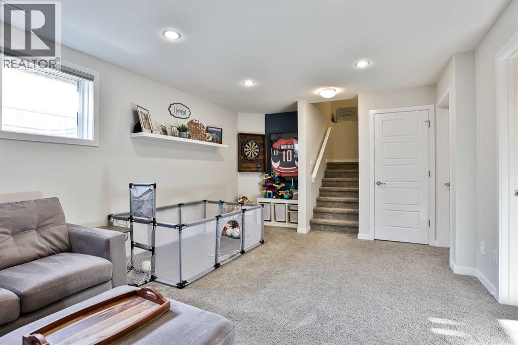 128 Cabot Landing W, Lethbridge, AB - Indoor