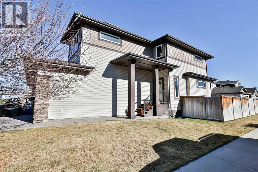 128 Cabot Landing W, Lethbridge, AB - Outdoor
