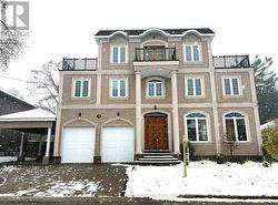 16 GRAY LANE Barrie, ON L4N 7T1