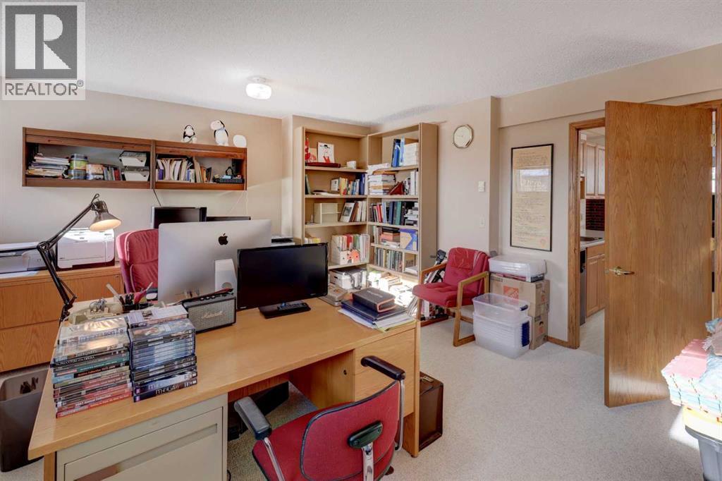 5943 Silver Ridge Drive Nw, Calgary, AB - Indoor Photo Showing Office