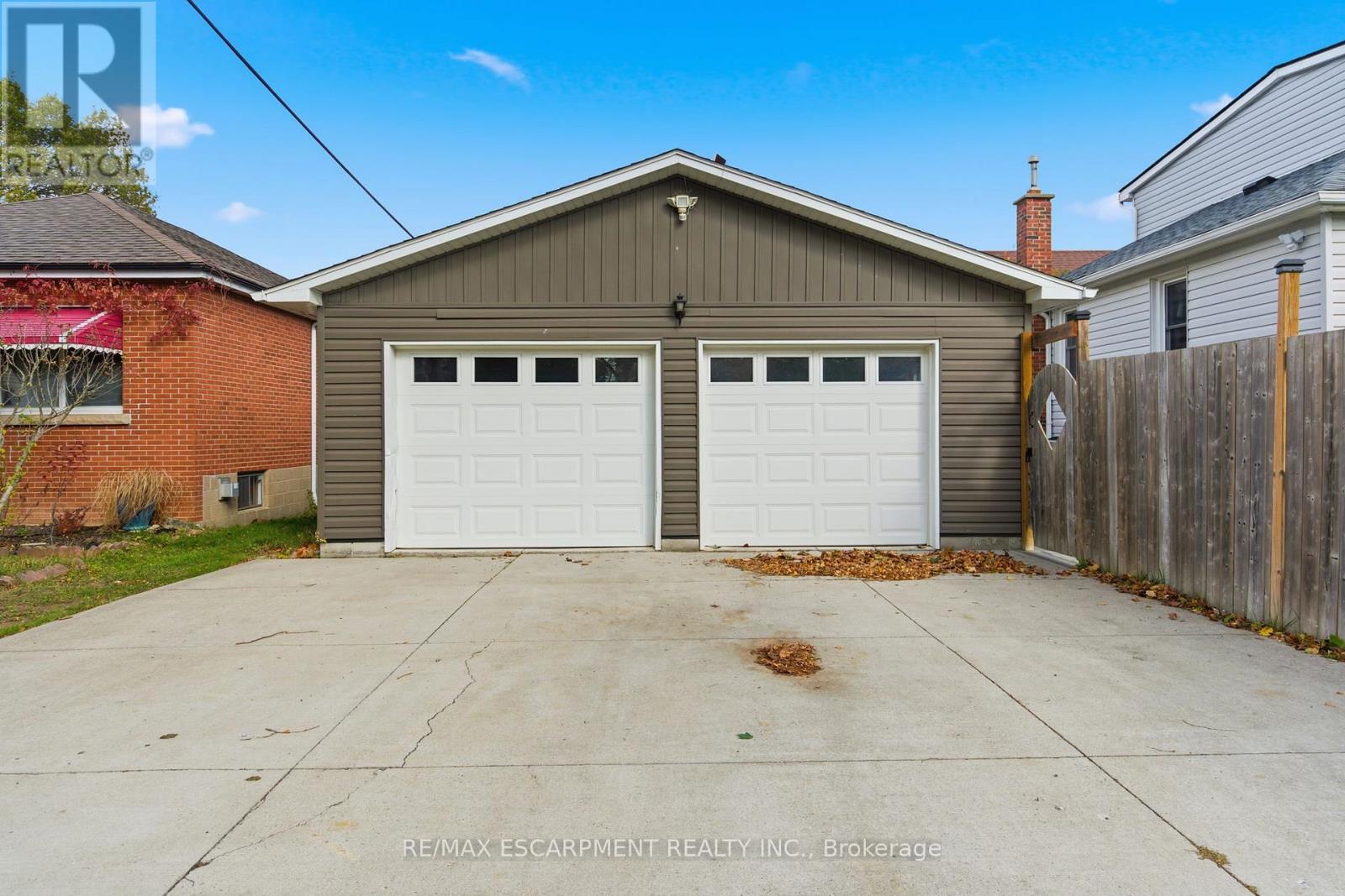 58 Seven Oaks Drive, Hamilton, ON - Outdoor With Exterior