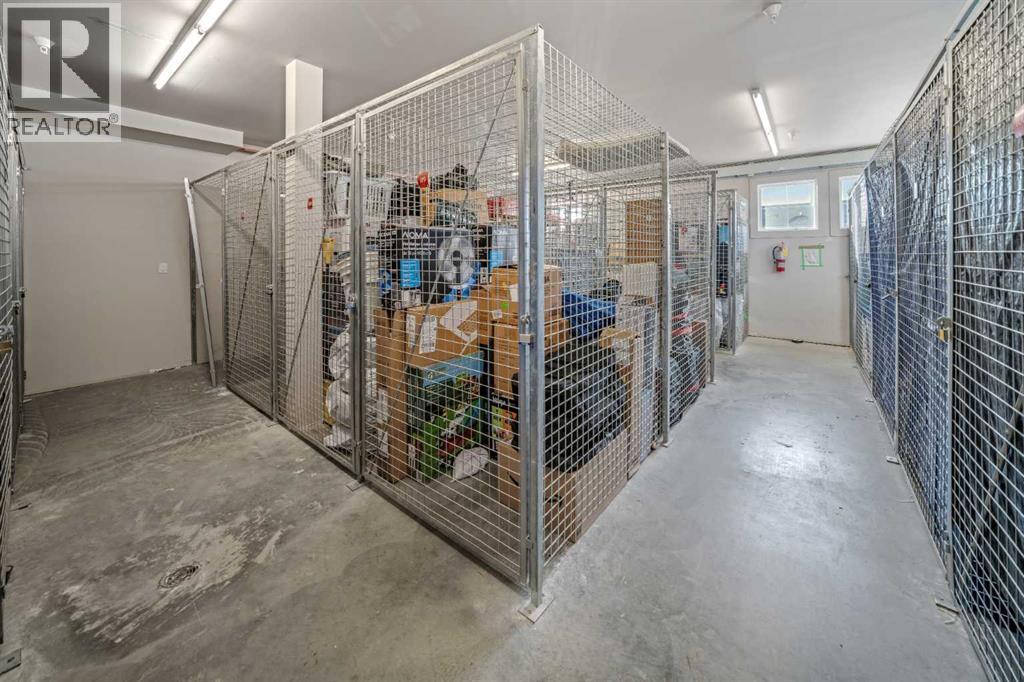 304, 2300 Evanston Square Nw, Calgary, AB - Indoor