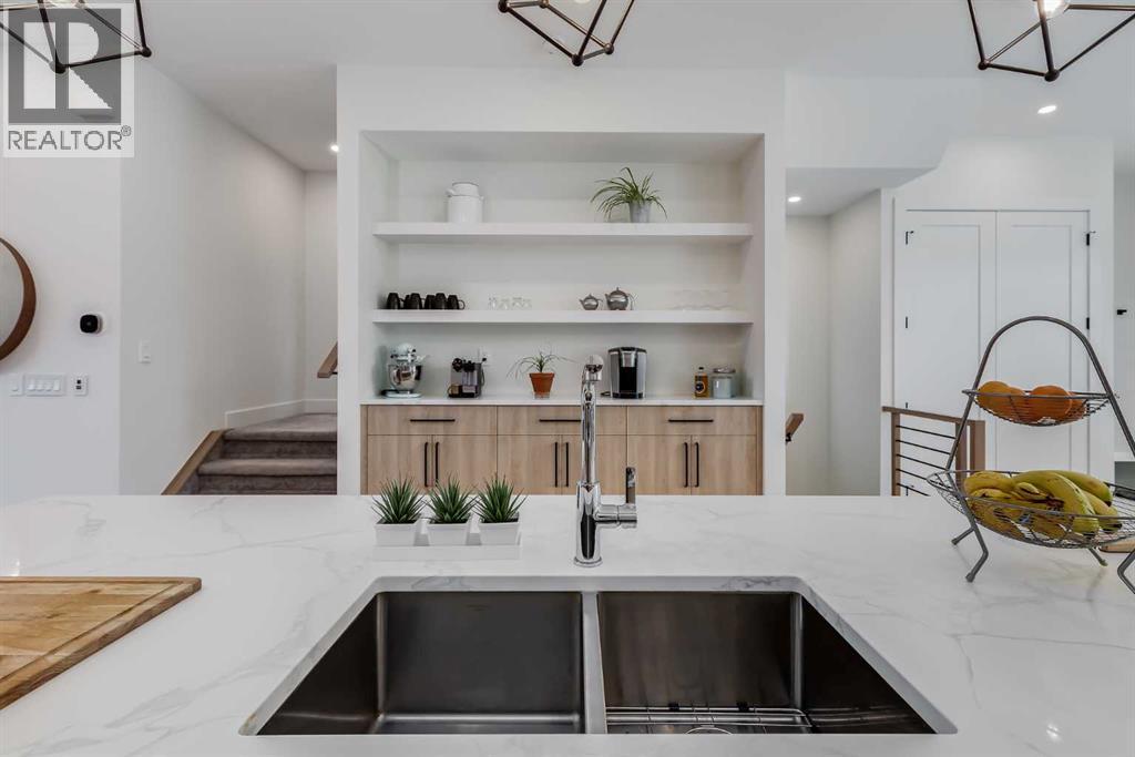 2520 Cochrane Road Nw, Calgary, AB - Indoor Photo Showing Kitchen With Double Sink