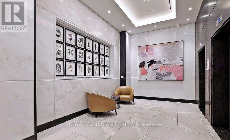 Ph 32 - 1 Edgewater Drive E, Toronto, ON - Indoor Photo Showing Other Room