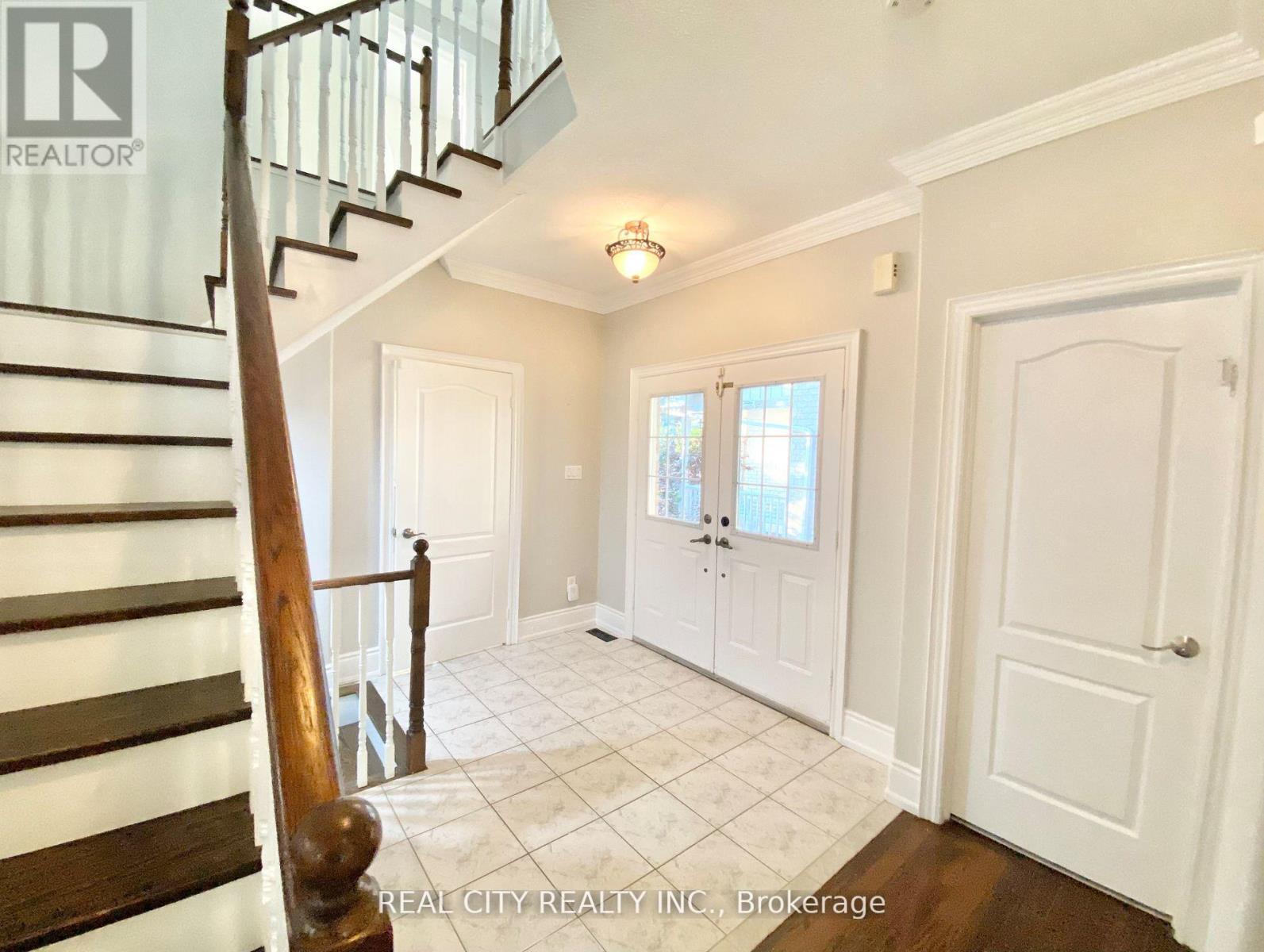 830 Old Derry Road, Mississauga, ON - Indoor Photo Showing Other Room