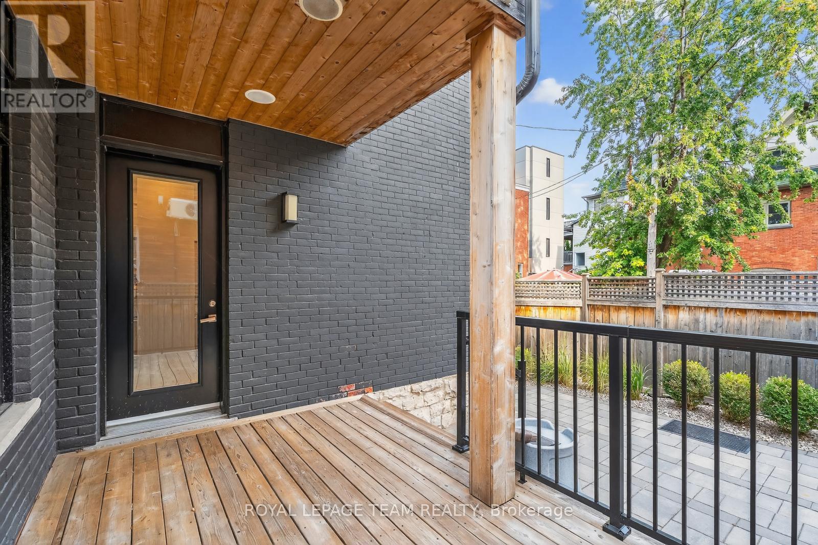 16 First Avenue, Ottawa, ON - Outdoor With Exterior