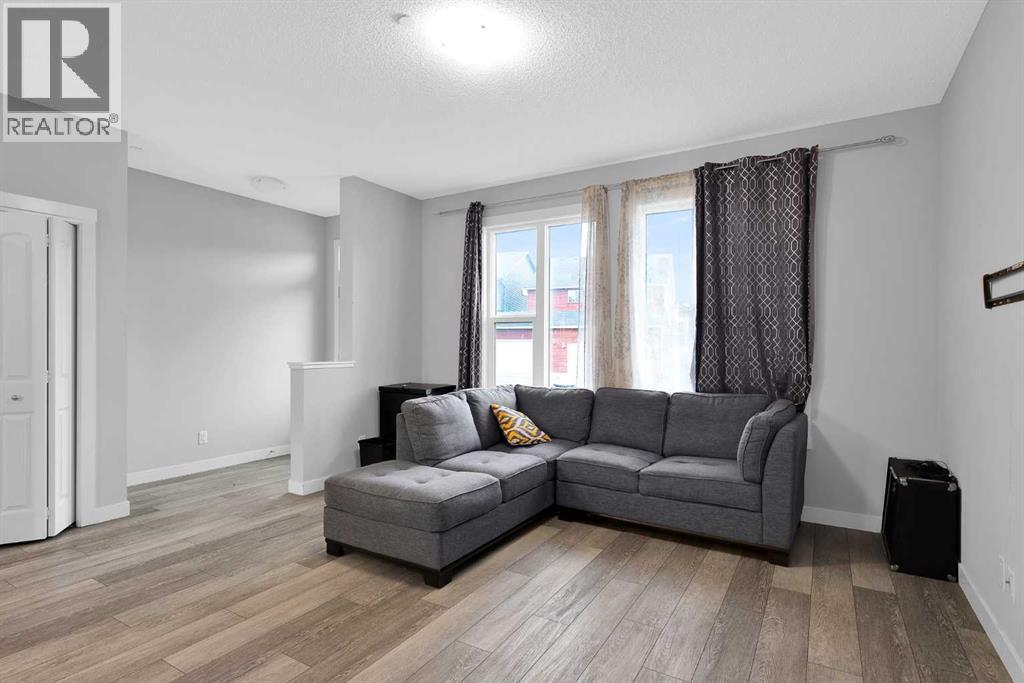 349 Calhoun Common Ne, Calgary, AB - Indoor Photo Showing Living Room