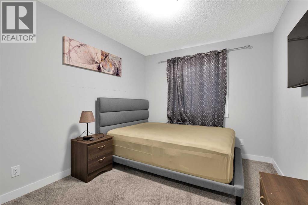 349 Calhoun Common Ne, Calgary, AB - Indoor Photo Showing Bedroom