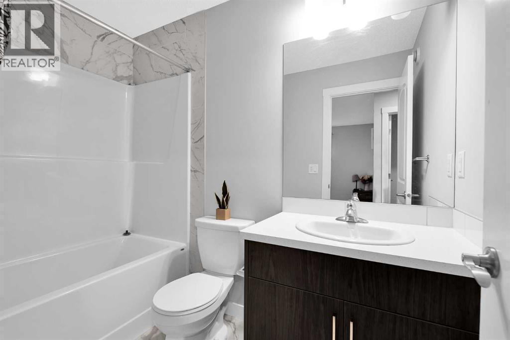 349 Calhoun Common Ne, Calgary, AB - Indoor Photo Showing Bathroom