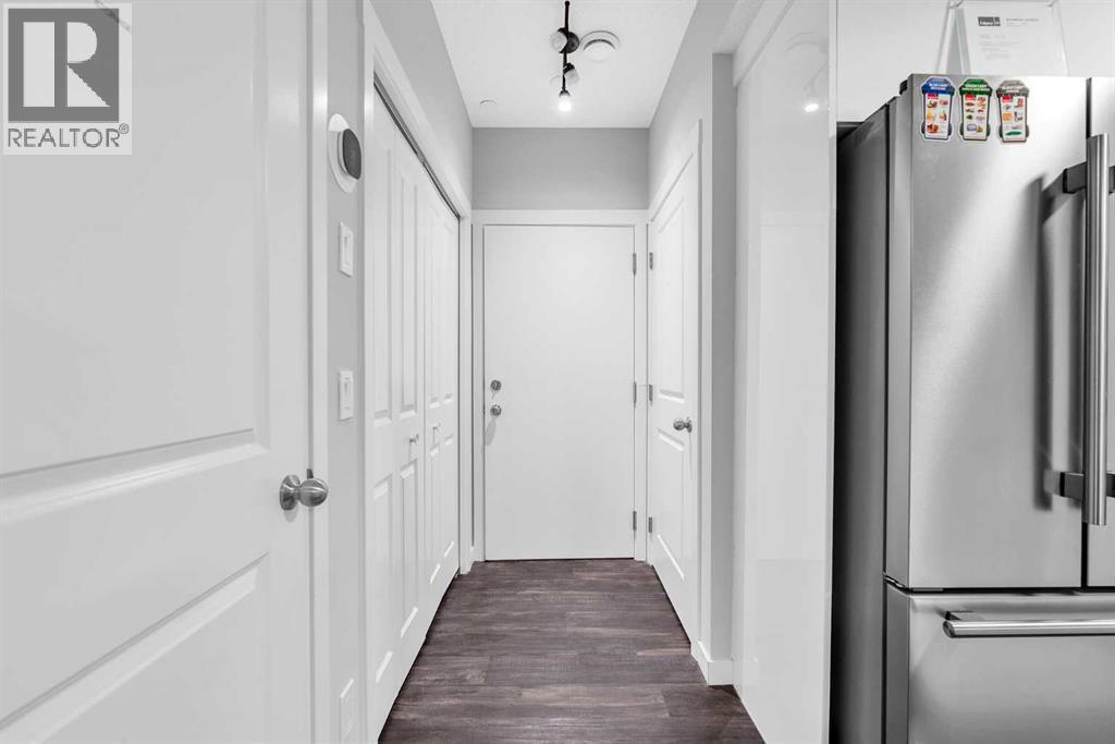 349 Calhoun Common Ne, Calgary, AB - Indoor Photo Showing Other Room