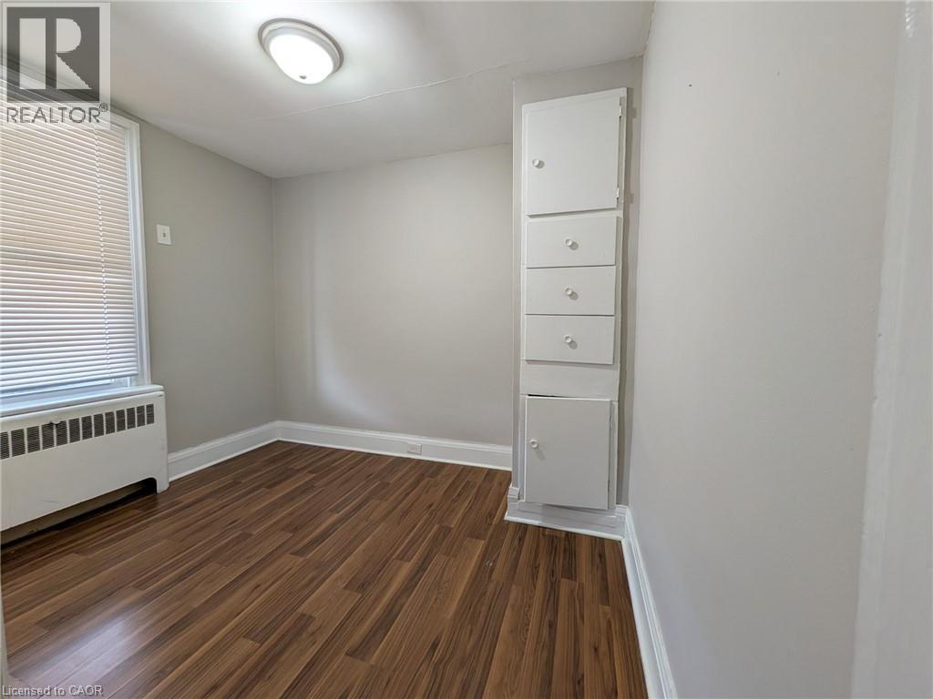 12 East 24Th Street, Hamilton, ON - Indoor Photo Showing Other Room