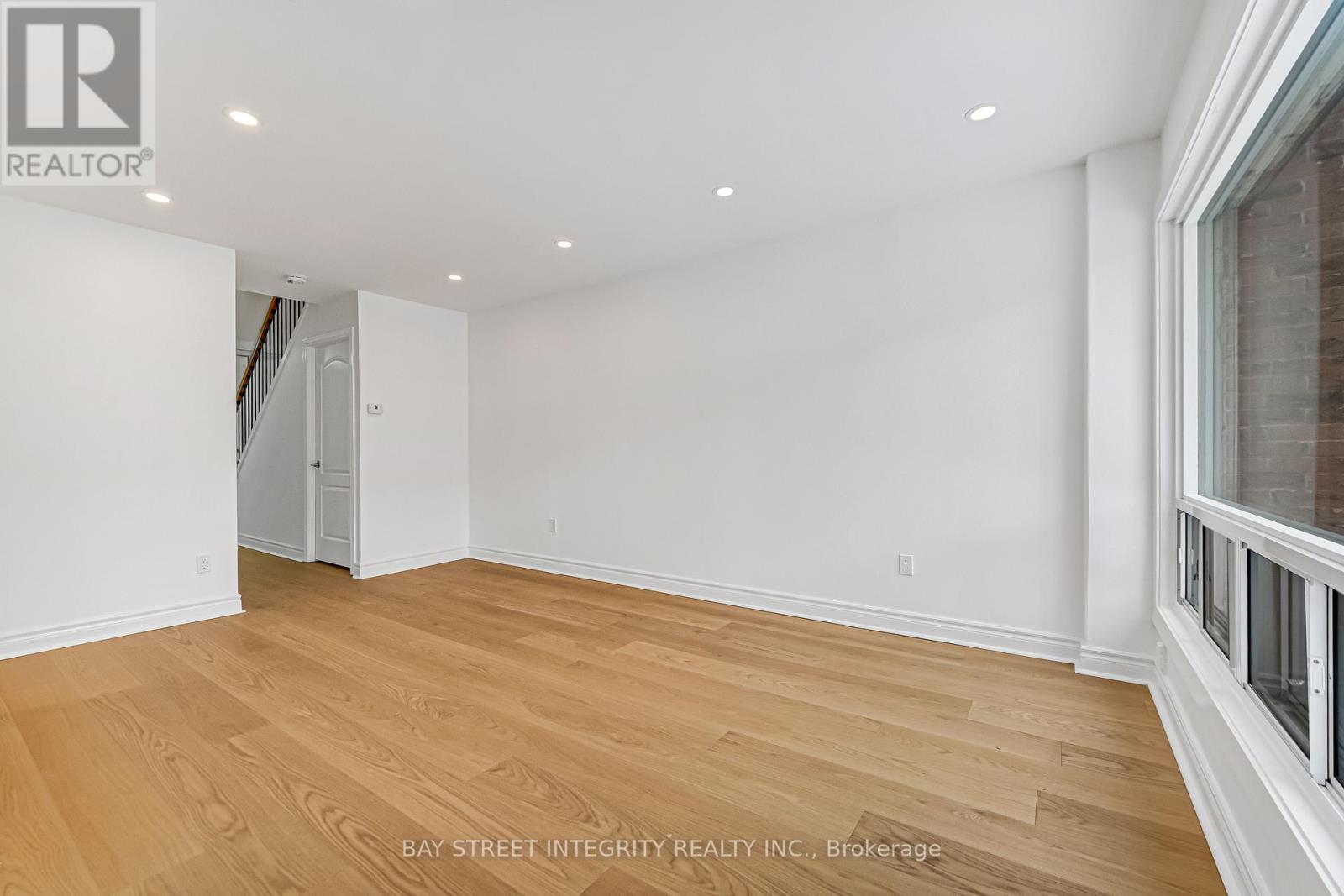 70 Elsa Vine Way, Toronto, ON - Indoor Photo Showing Other Room