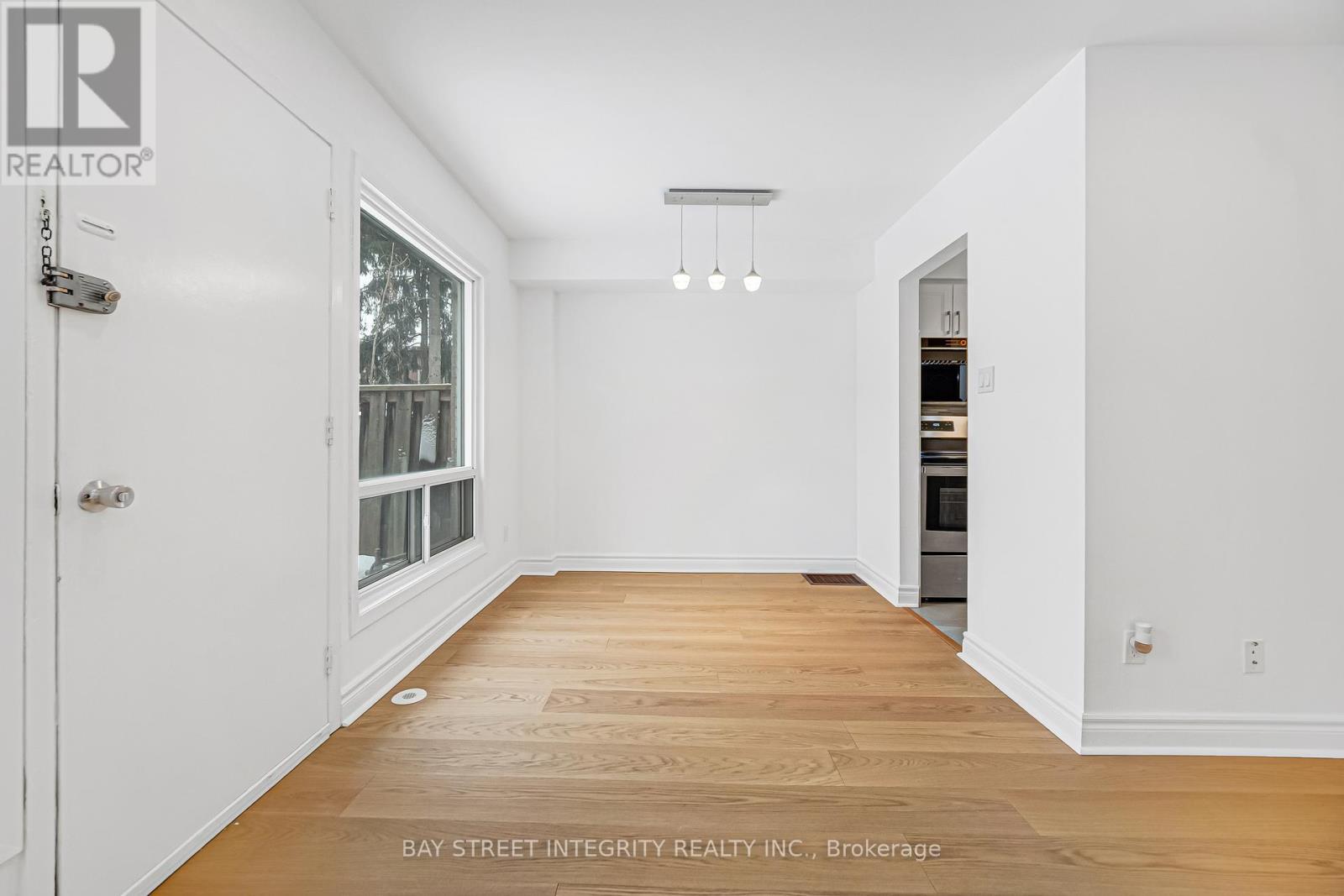 70 Elsa Vine Way, Toronto, ON - Indoor Photo Showing Other Room