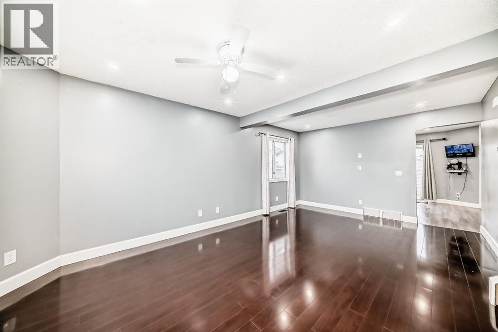 131 Taradale Drive Ne, Calgary, AB - Indoor Photo Showing Other Room