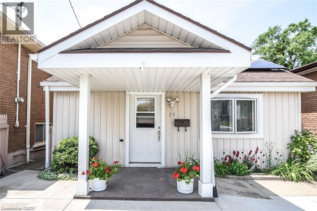 Summer - 25 Delena Avenue N, Hamilton, ON - Outdoor