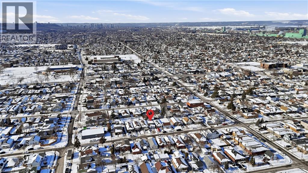 25 Delena Avenue N, Hamilton, ON - Outdoor With View