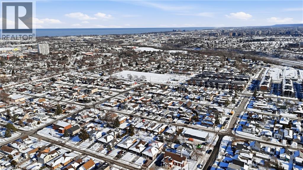 25 Delena Avenue N, Hamilton, ON - Outdoor With View