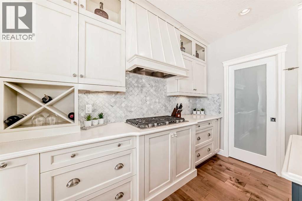 35 Mahogany Crescent Se, Calgary, AB - Indoor Photo Showing Kitchen