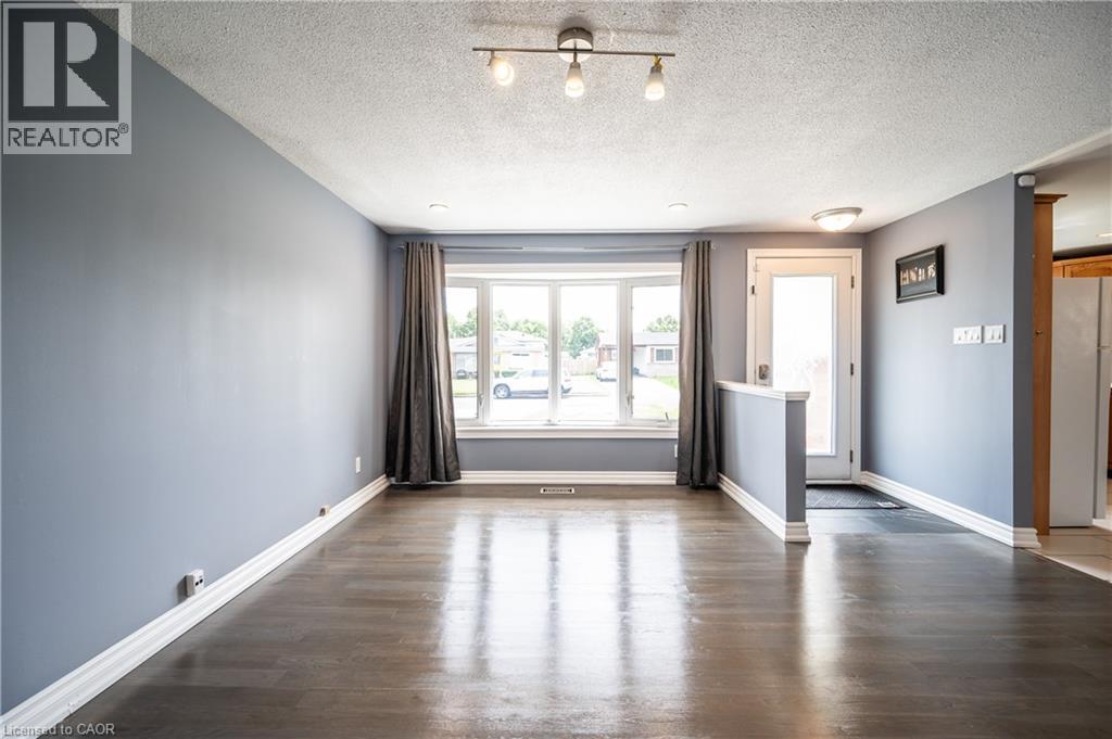 66 Belwood Crescent, Kitchener, ON - Indoor Photo Showing Other Room