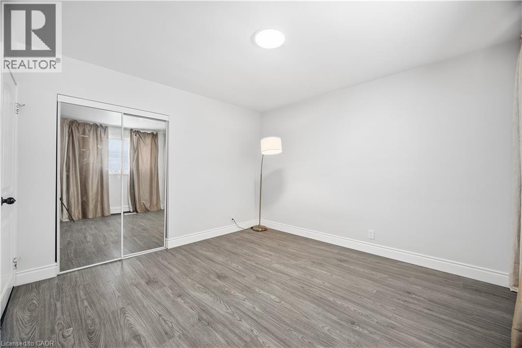 290 Lincoln Road, Waterloo, ON - Indoor Photo Showing Other Room