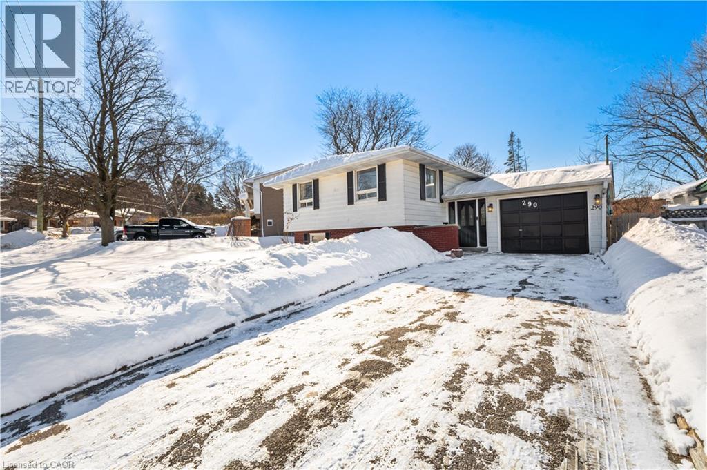 290 Lincoln Road, Waterloo, ON - Outdoor