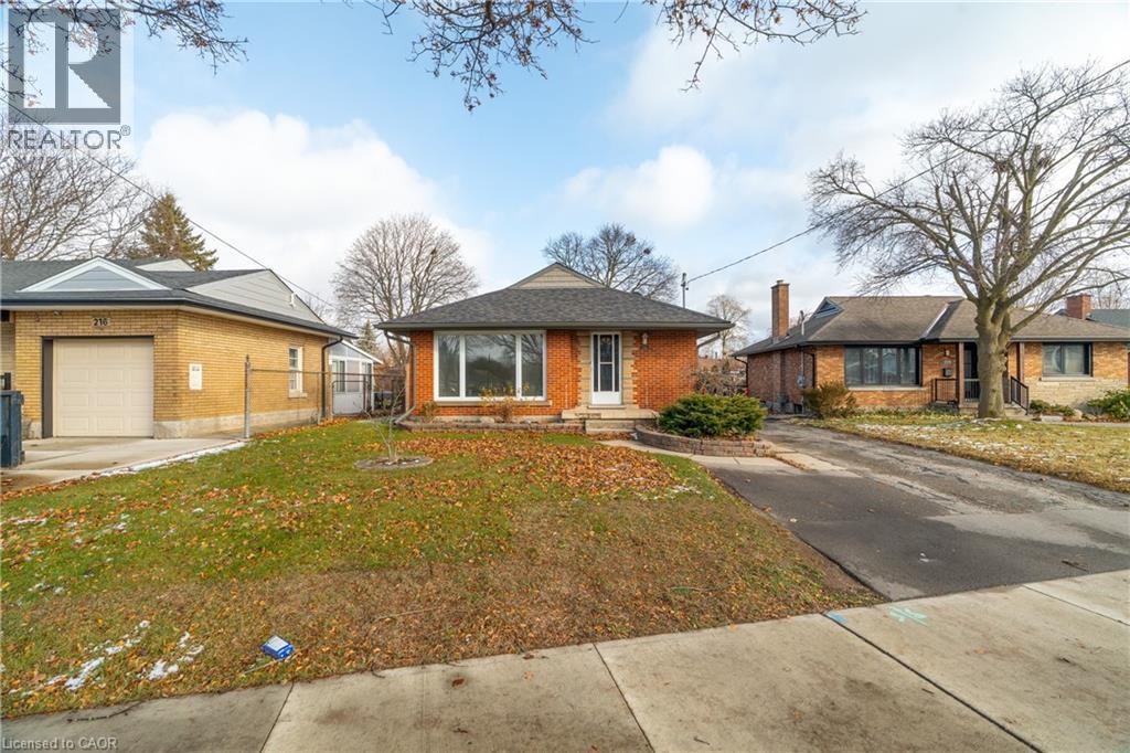 220 Bruce Street, Kitchener, ON - Outdoor With Facade