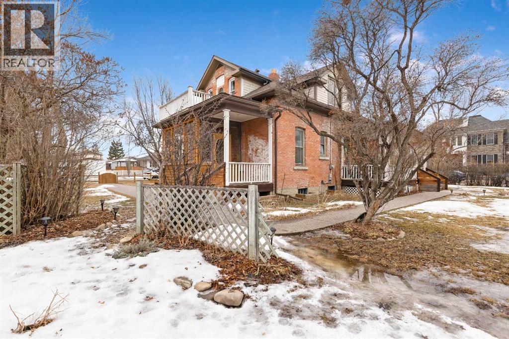 725 Macleod Trail Sw, High River, AB - Outdoor